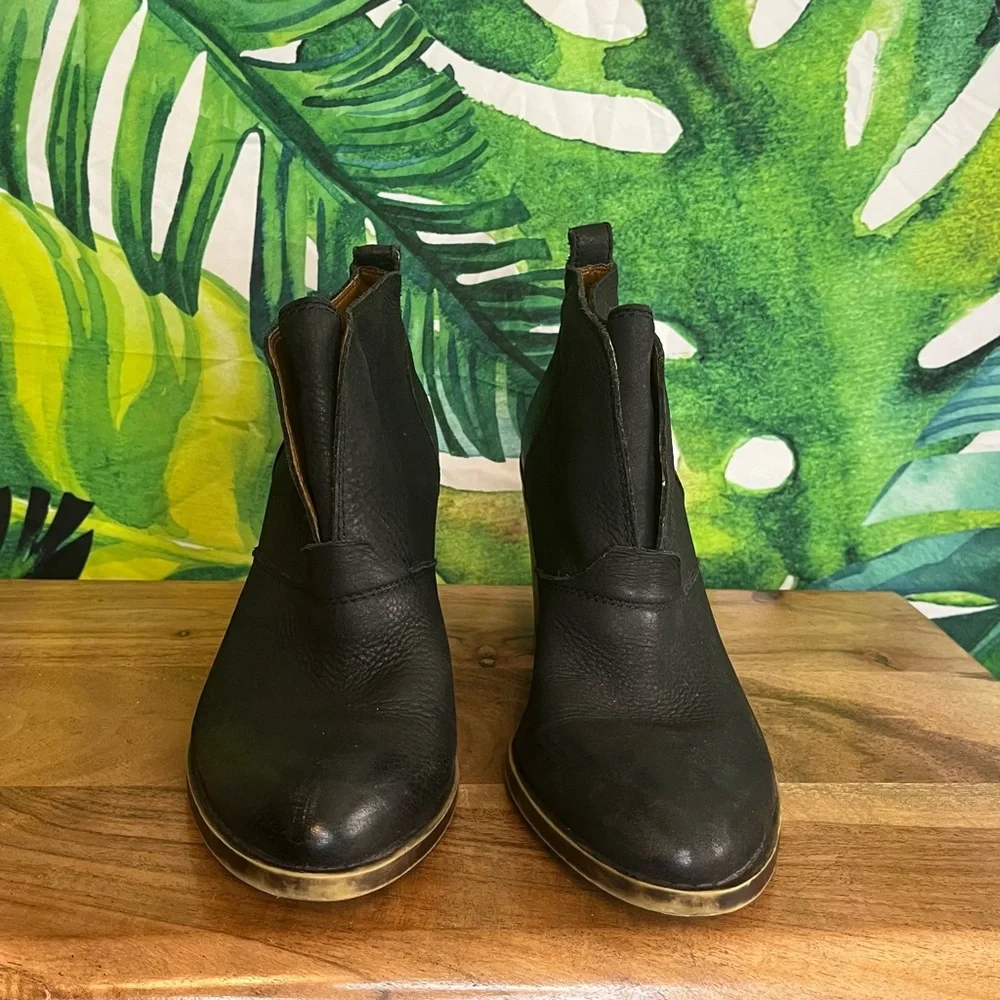 Lucky Brand 7.5 Black Brown Leather Chunky Heel Casual Fall Winter Booties